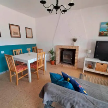 Buganvilla Feriehus *